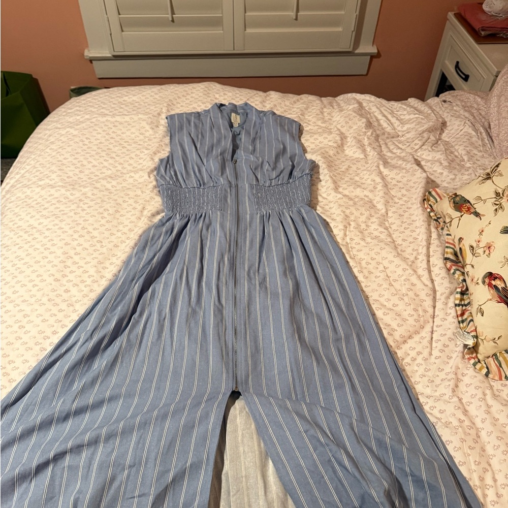 Joie linen blue and white striped front zip dress
